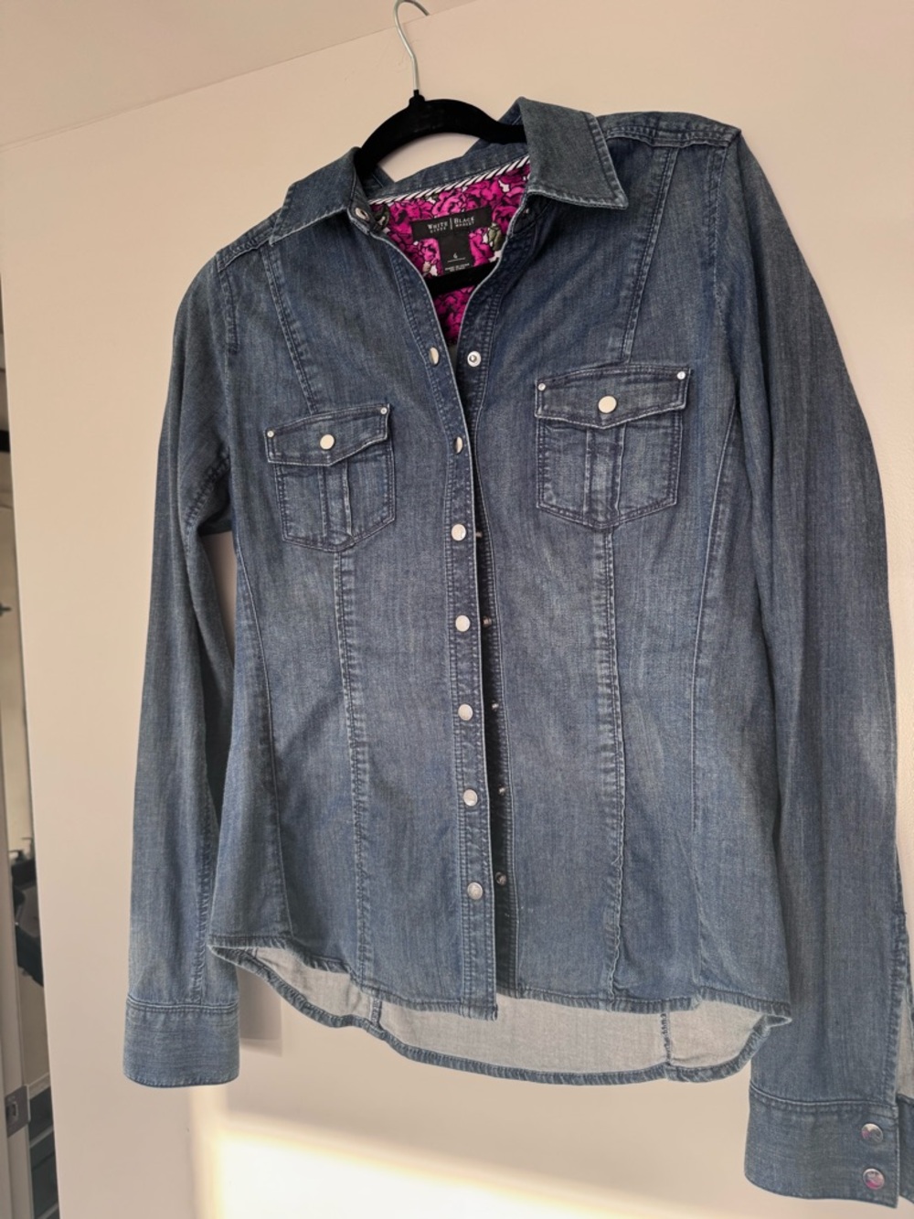 White House Black Market Women's Denim Jacket - Blue